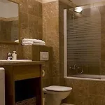 Adler * Budapest