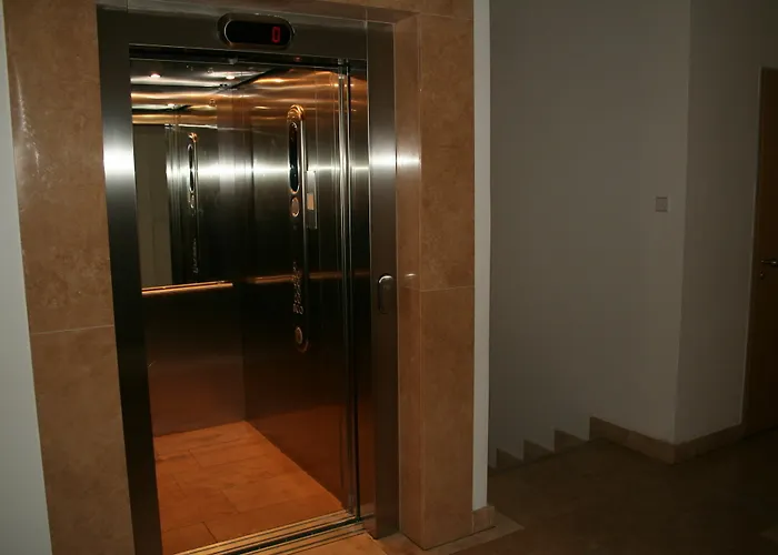 Hotel Adler